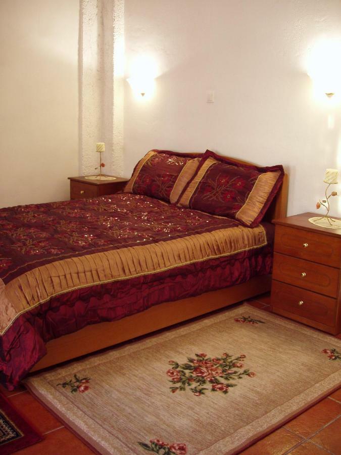 Elpidas House